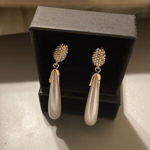 Swarovski crystal Pearl dangle earrings